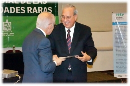 02-reconocimiento-dr-antonio-velazquez-arellano-dsc00789