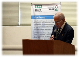 03-conferencia-magistral-dr-antonio-velazquez-arellano-img_4765